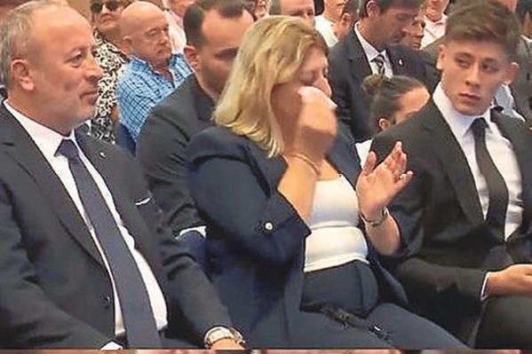 Efsane olmaya geldim