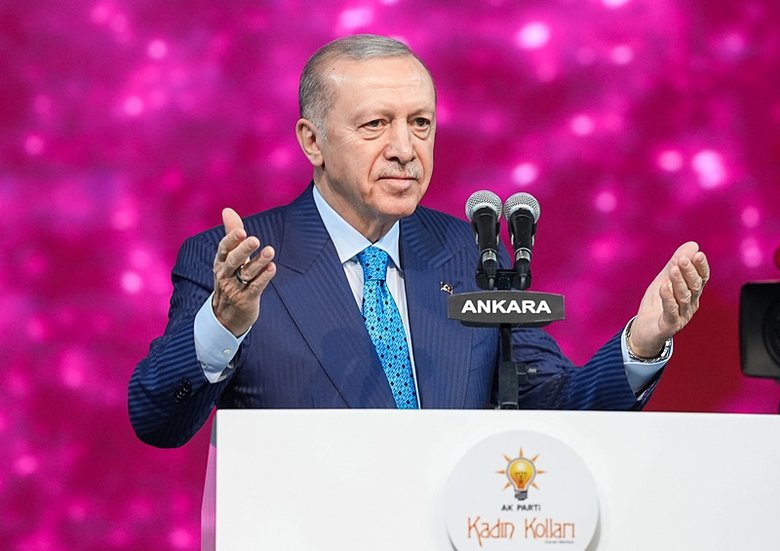 Başkan Erdoğan: Kadınlar AK Parti ile birlikte hak ettiği değeri görmeye başladı