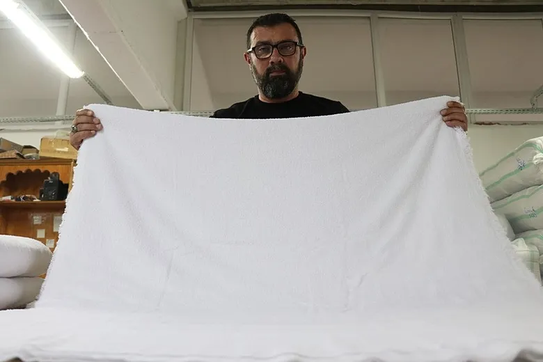 denizliden-kutsal-topraklara-uzanan-yol-buldan-ilcesi-ihram-uretiminde-dunyanin-gozdesi-oldu-1783499316329.jpeg