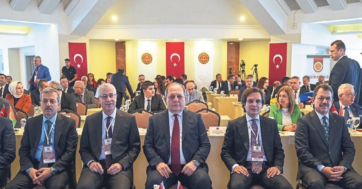 Yargı kararlarında birlik için İzmir'de Çalıştay