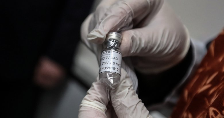 AK Parti’de yerli aşı seferberliği