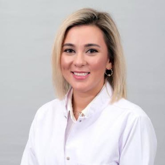 İzmirli anne-kız Bolu’daki yangın faciasında hayatını kaybetti