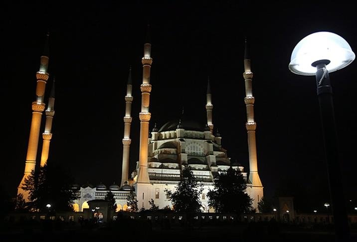 Bugün kandil mi? Bugün ne kandili var? 27 Şubat Pazar Miraç Kandili bugün mü?