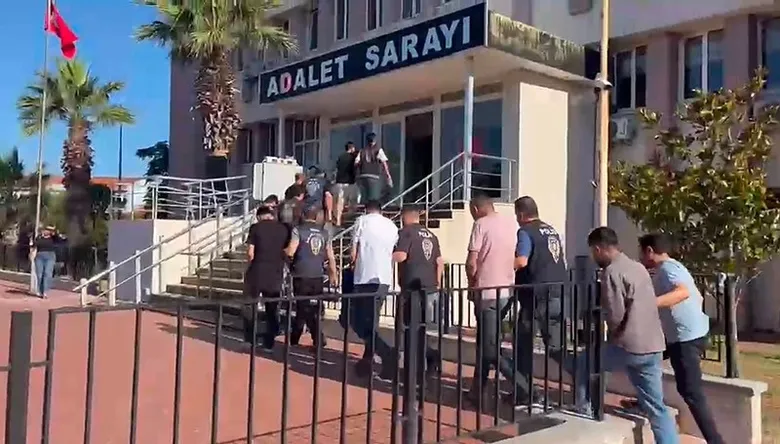 balikesirde-860-milyon-liralik-dev-vurgun-12-kisi-tutuklandi-1782833102361.jpeg