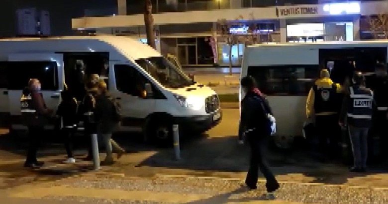 İzmir’de masaj salonlarına baskın! 10 kişi tutuklandı