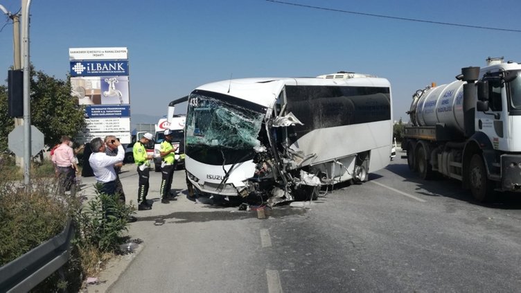 Aydın’da tur otobüsü kaza yaptı! Çok sayıda yaralı var