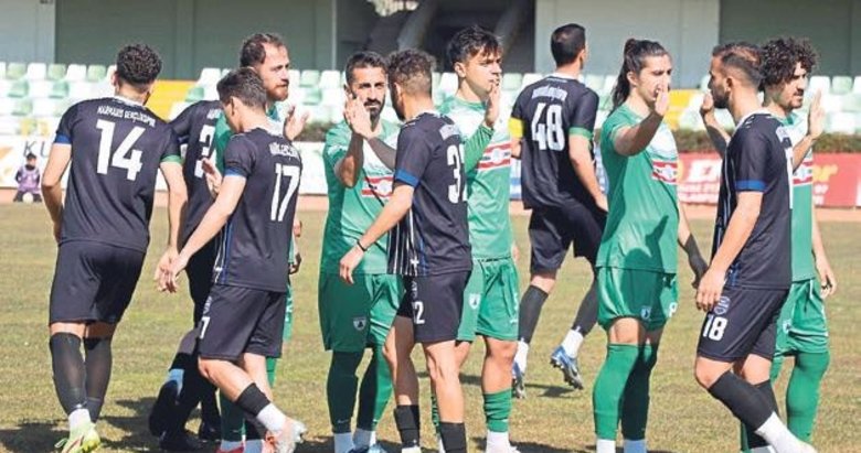 Muğlaspor-Marmaris ikinci dostluk maçında
