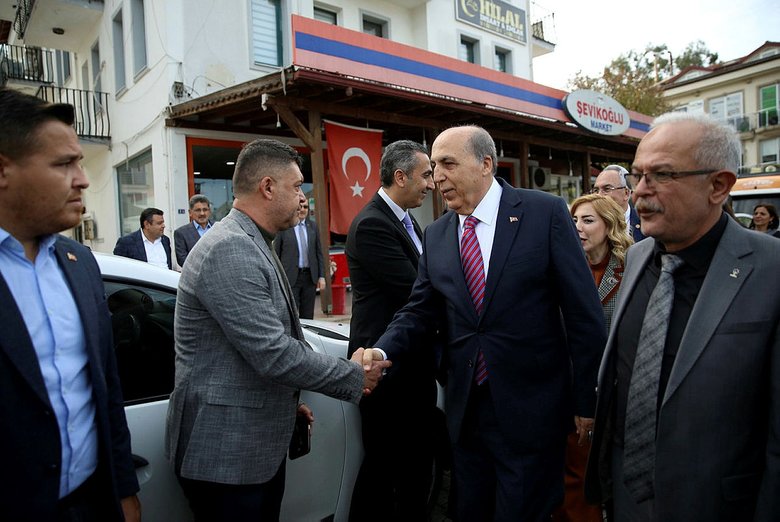 AK Parti’nin Muğla adayı Ayaydın, ilçe ziyaretlerini sürdürüyor