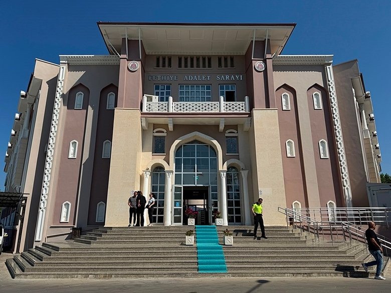 muglada-daltonlar-ve-casperlar-operasyonu-es-zamanli-baskinlarda-cok-sayida-gozalti-var-1781274244205.jpeg
