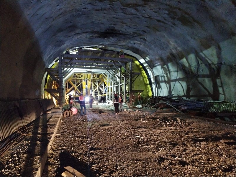 Ege’nin en büyük projelerinden Honaz Tüneli 2021’de faaliyete geçiyor