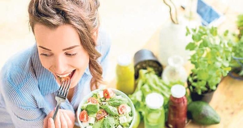 Hastalık korkusu ve stres beslenme düzenini bozar