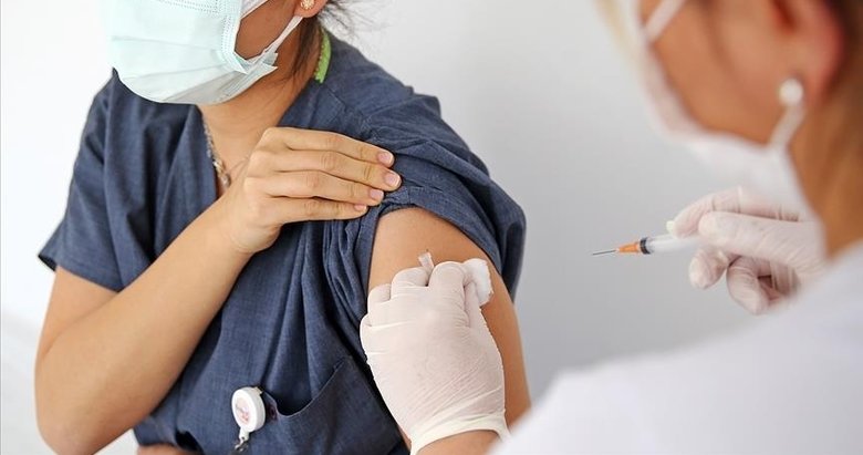 Kovid-19’la mücadele kapsamında uygulanan aşı miktarı 31 milyon 405 bin 203 doza ulaştı