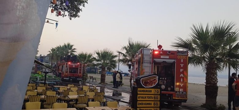 Balıkesir Akçay kordonda korkutan yangın