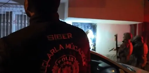 Mersin’de yasa dışı bahis operasyonu: 1 milyar 900 milyonluk para transfer detayı!