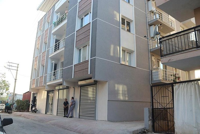 İzmir’de müteahhit vurgunu! Aynı daireyi birden fazla kişiye sattı; ortadan kayboldu