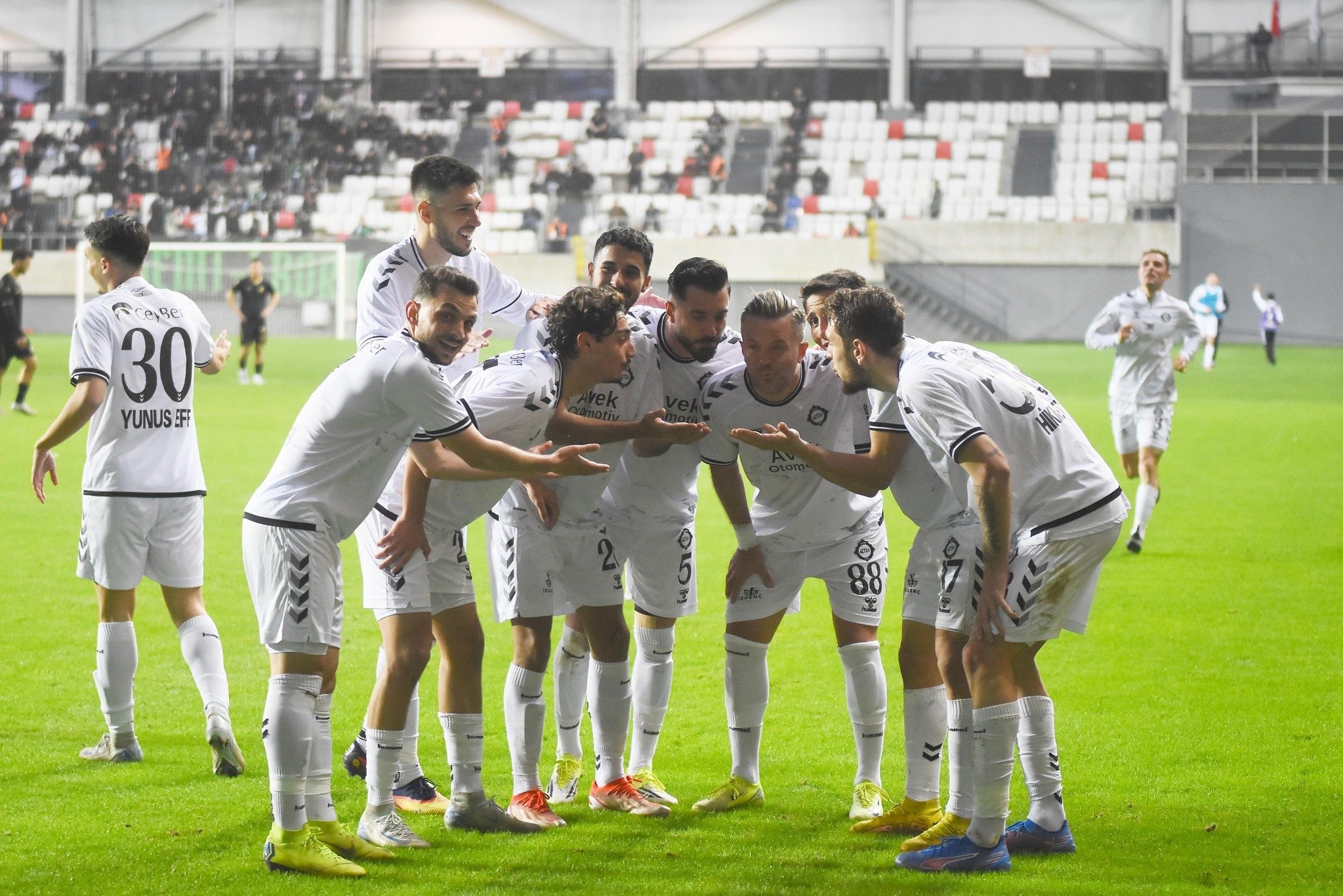 Altay'da genç kadro!