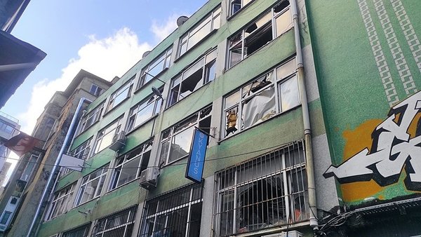 Beyoğlu’ndaki patlamada bina çökmüştü! Facianın izleri gün aydınlanınca ortaya çıktı
