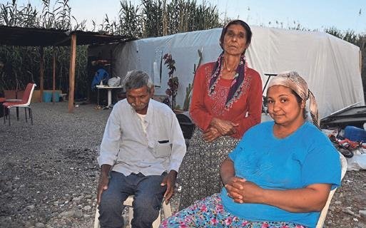 Yardım isteyen aileyi karanlığa terk etti