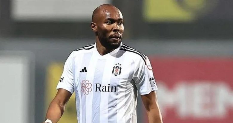 Kara Kartal adeta kaynıyor