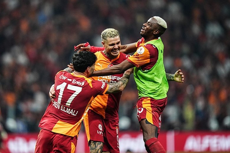 mauro-icardi-galatasaraya-gozyaslariyla-veda-etti-1778364787393.jpeg