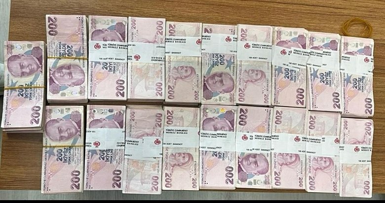 İzmir’de iş yerine silahlı soygun: 4 tutuklama