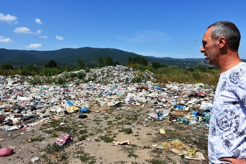 Kaz Dağları’na atılan çöpler, vatandaşların tepkisini çekiyor!