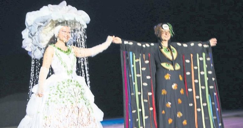 Camdan tasarlanan giysiler büyüledi