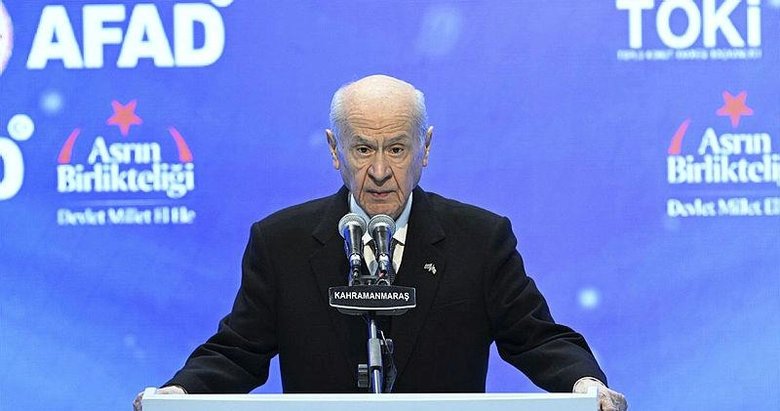 Türkiye tek yürek halinde kenetlendi