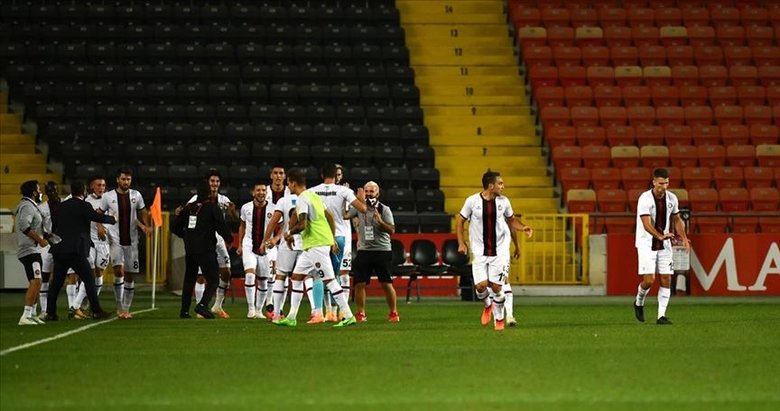 Fatih Karagümrük, Medipol Başakşehir karşısında