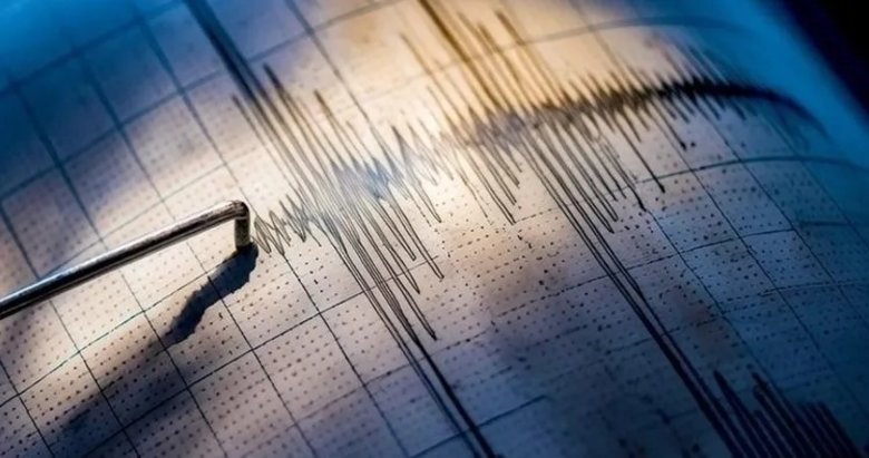 Akdeniz’deki deprem sonrası GKRY sokağa döküldü