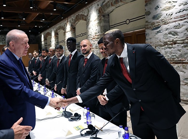 Şampiyon Galatasaray’dan Başkan Erdoğan’a ziyaret