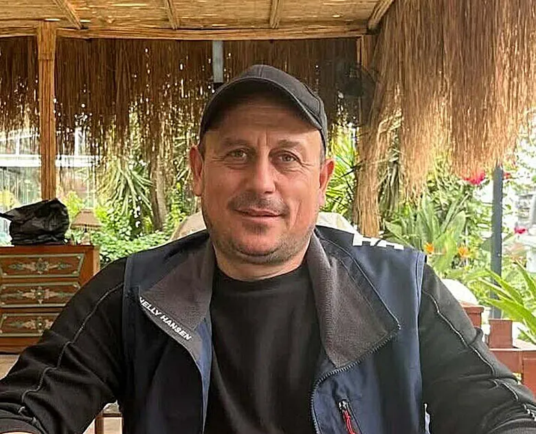 muglada-sevmek-istedigi-deve-dehseti-yasatti-agir-yaralandi-1791020049173.png