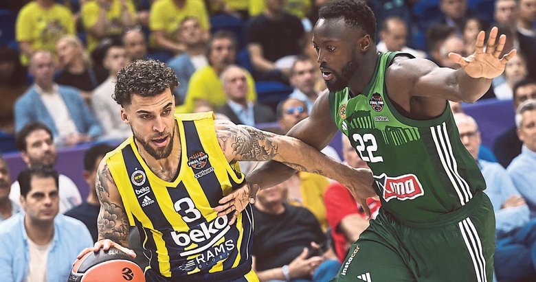 F.Bahçe havlu attı