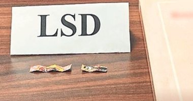 Kitap arasında uyuşturucu satan şüpheli tutuklandı