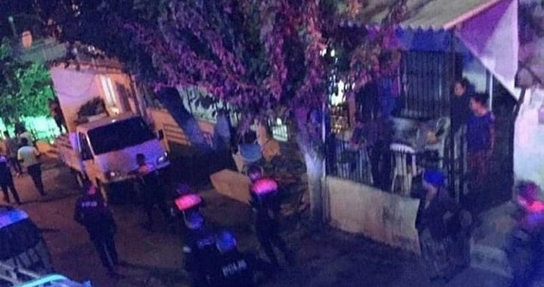 İzmir’de kahvehanede silahlı kavga: 5 yaralı