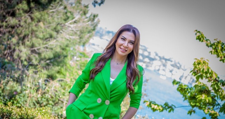 Ebru Yaşar listeleri Alev Alev yakacak