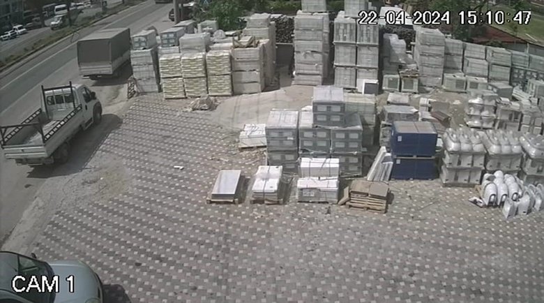 İzmir’de aracın çarptığı motosikletteki çift hayatını kaybetti