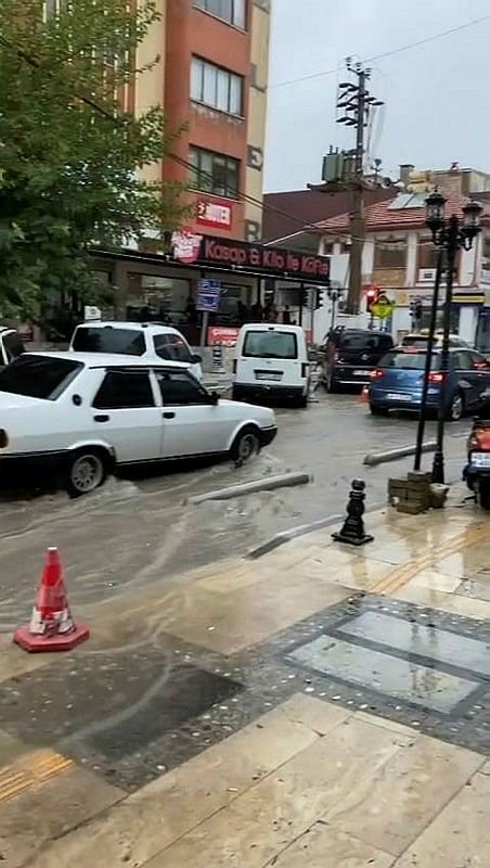 Milas’ta altyapı çöktü, vatandaşlar isyan etti