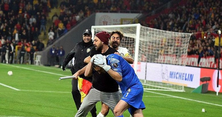 Altay kalecisinin kafasında korner direğini parçalayan holigan Nihat Aydın’ın ifadesi ortaya çıktı