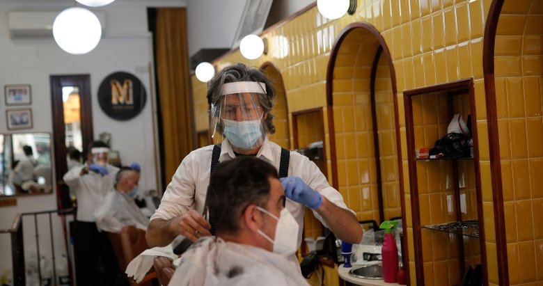 Kuaför ve berberler açılıyor mu? 17 Mayıs’ta kuaförler açık olacak mı?