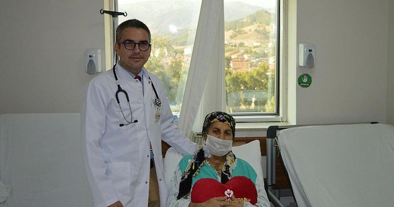 Nefes darlığı şikayetiyle gitti, kalbinden 6 santimetrelik tümör çıktı