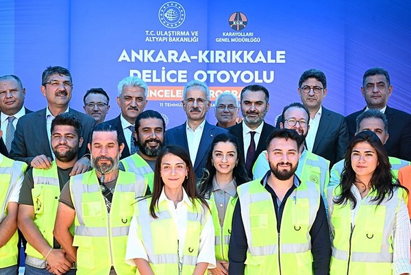 bakan-uraloglu-acikladi-80-dakikalik-yol-43-dakikaya-dusecek-1752248104699.jpg