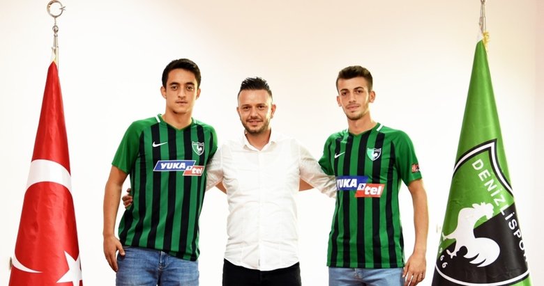 Denizlispor, altyapıdan 2 oyuncuyla daha profesyonel sözleşme imzaladı