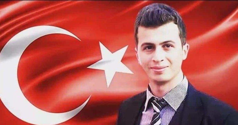 Necmettin öğretmen, şehadetinin 8’inci yıl dönümünde mezarı başında anıldı