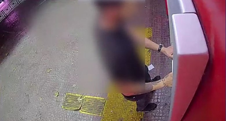 İzmir merkezli dolandırıcılık operasyonunda 30 şüpheli yakalandı