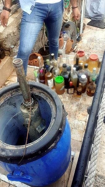 Foça’da sahte içki operasyonu: 9 gözaltı
