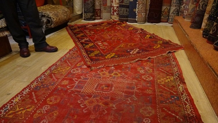 5 asırlık göz nuru; Çanakkale halısı... Metrekaresi bin lira!