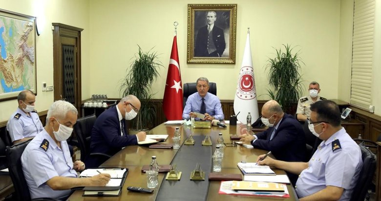 Bakan Akar: Doğu Akdeniz’deki hak ve menfaatlerin korunması için tüm tedbirler alındı