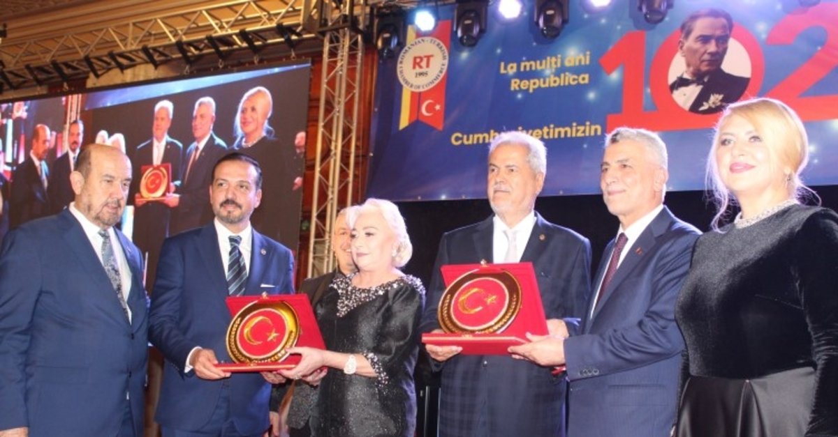 Zorlu'ya Romanya'da özel ödül takdim edildi