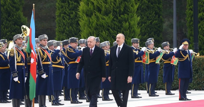 Başkan Erdoğan’a Azerbaycan’da resmi karşılama töreni